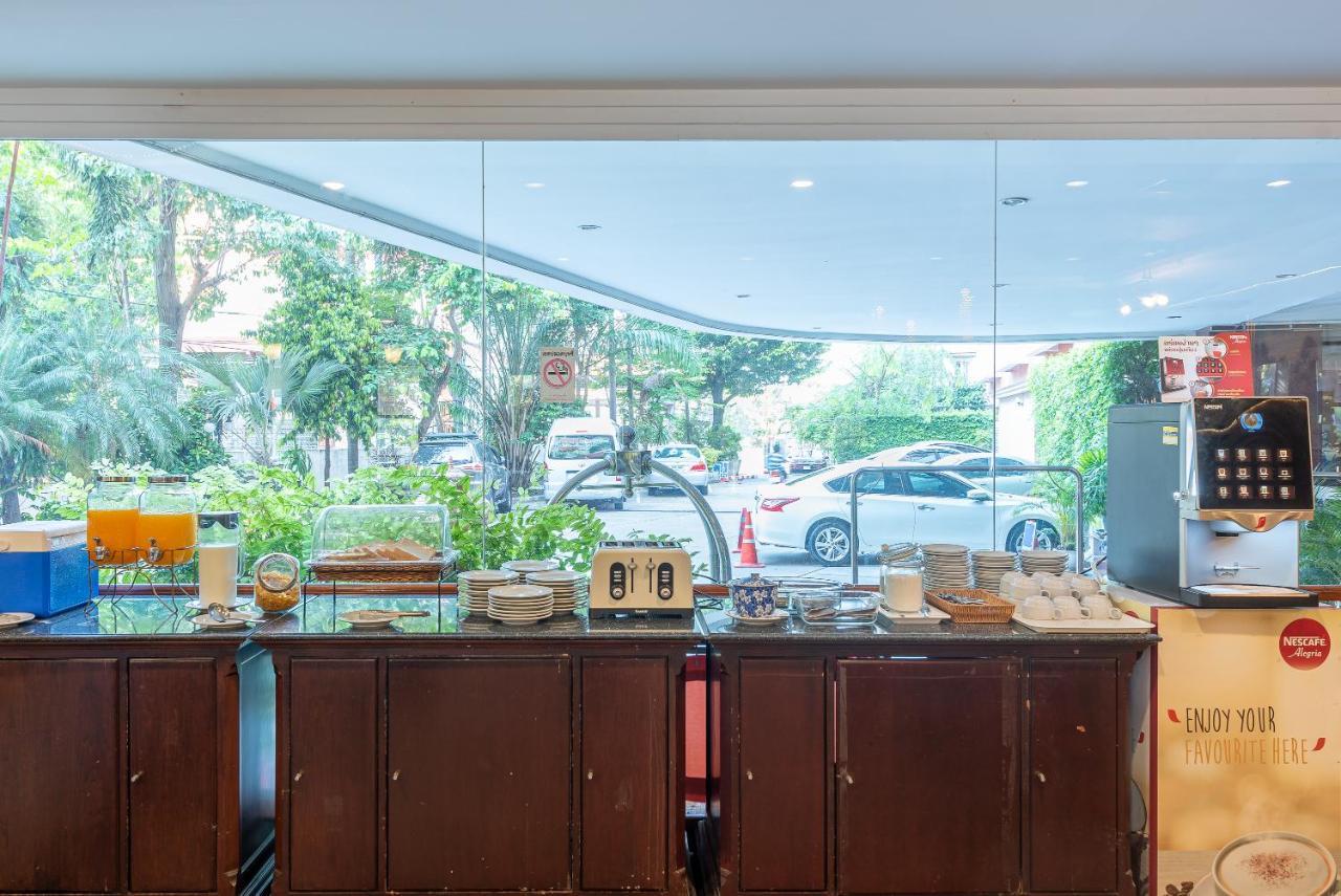 Nonthaburi Palace Hotel Exterior foto